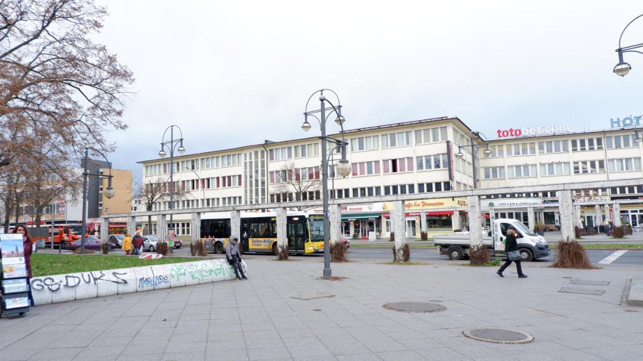 Hostel Am Kurtti Berlin Exterior photo